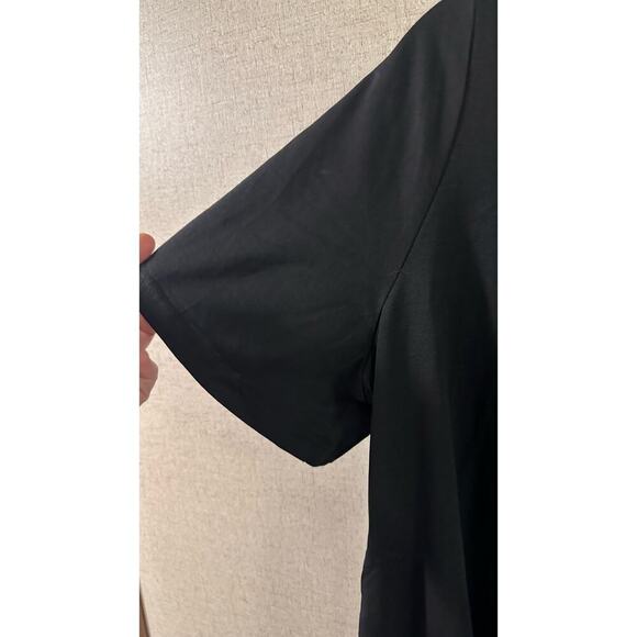 Size 12 Large • BloomChic • Cut Out Sexy Stretchy Comfy T- Shirt - Picture 5 of 6